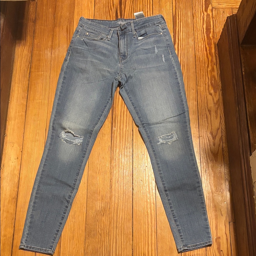 Levi Strauss Signature Classic Skinny Jeans Distressed Size 8 W29 Levi’s